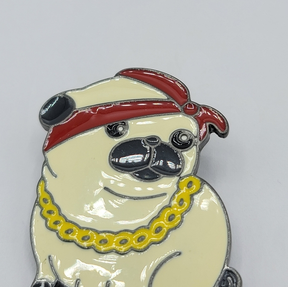 Hip-Hop Pug Brooch Pin - Enamel Dog with Bandana & Gold Chain Accessory Unisex - Picture 2 of 8